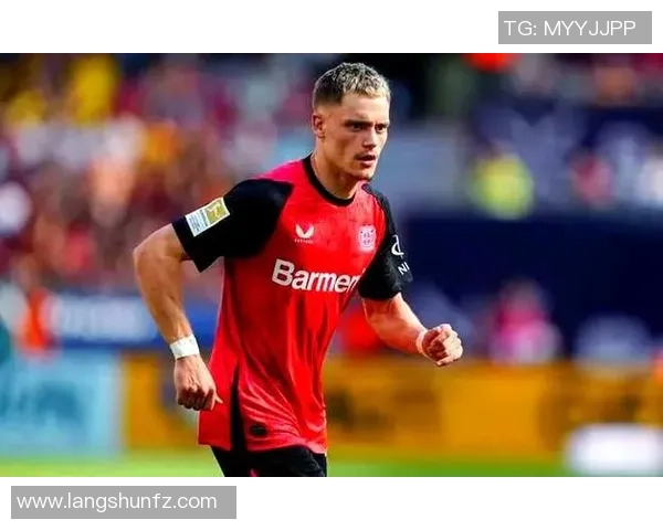 丹麦10号足球明星的辉煌历程与未来展望解析